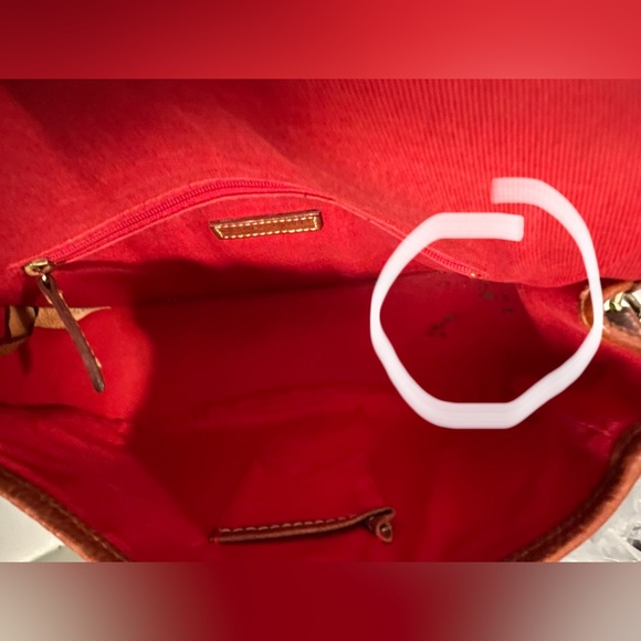 Vintage Dooney and Bourke Crossbody Saddlebag Dooney Leather Shoulder Bag Green - Picture 10 of 14